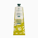 Hydrating & Protecting Hemp Gift Set Lifestyle