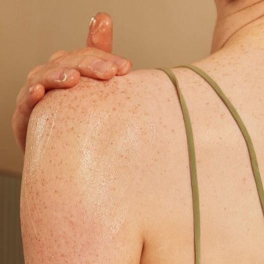 Aloe Multi-use Soothing Face & Body Gel 5