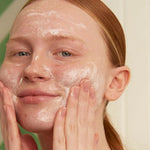 Tea Tree Skin Clearing Foaming Mousse Lifestyle