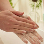 Tea Tree Skin Clearing Foaming Mousse 5