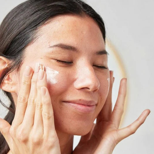 Vitamin C Glow Boosting Intense Moisturiser 3