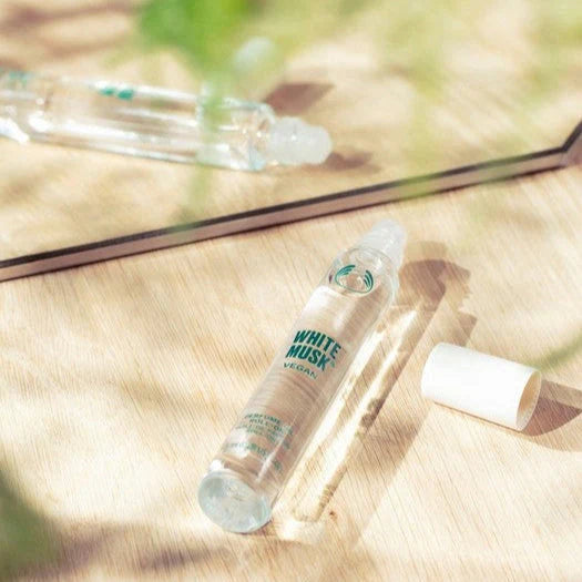 White Musk® Perfume Oil Roll-on 2